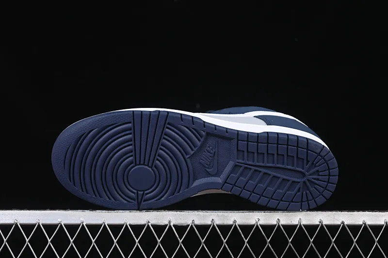 All categories Nk SB Dunk series Nk SB Dunk Low low-top sneakers Nike Dunk Low "Suede Georgetown" Georgetown low-top casual sneakers IB3079-400